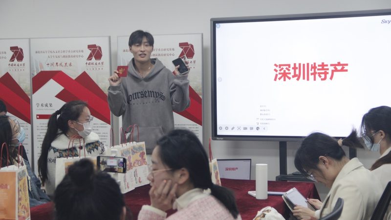 上海市教育考试院官网：http://www.shmeea.edu.cn/