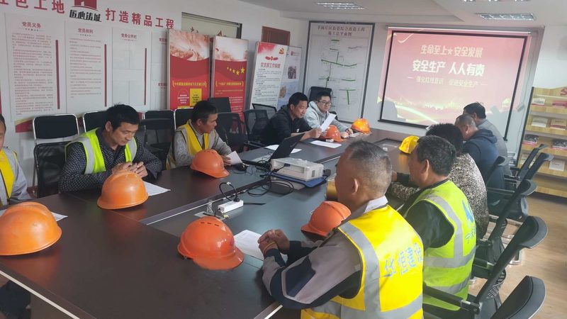 小标题：选择机构，关注这些关键指标